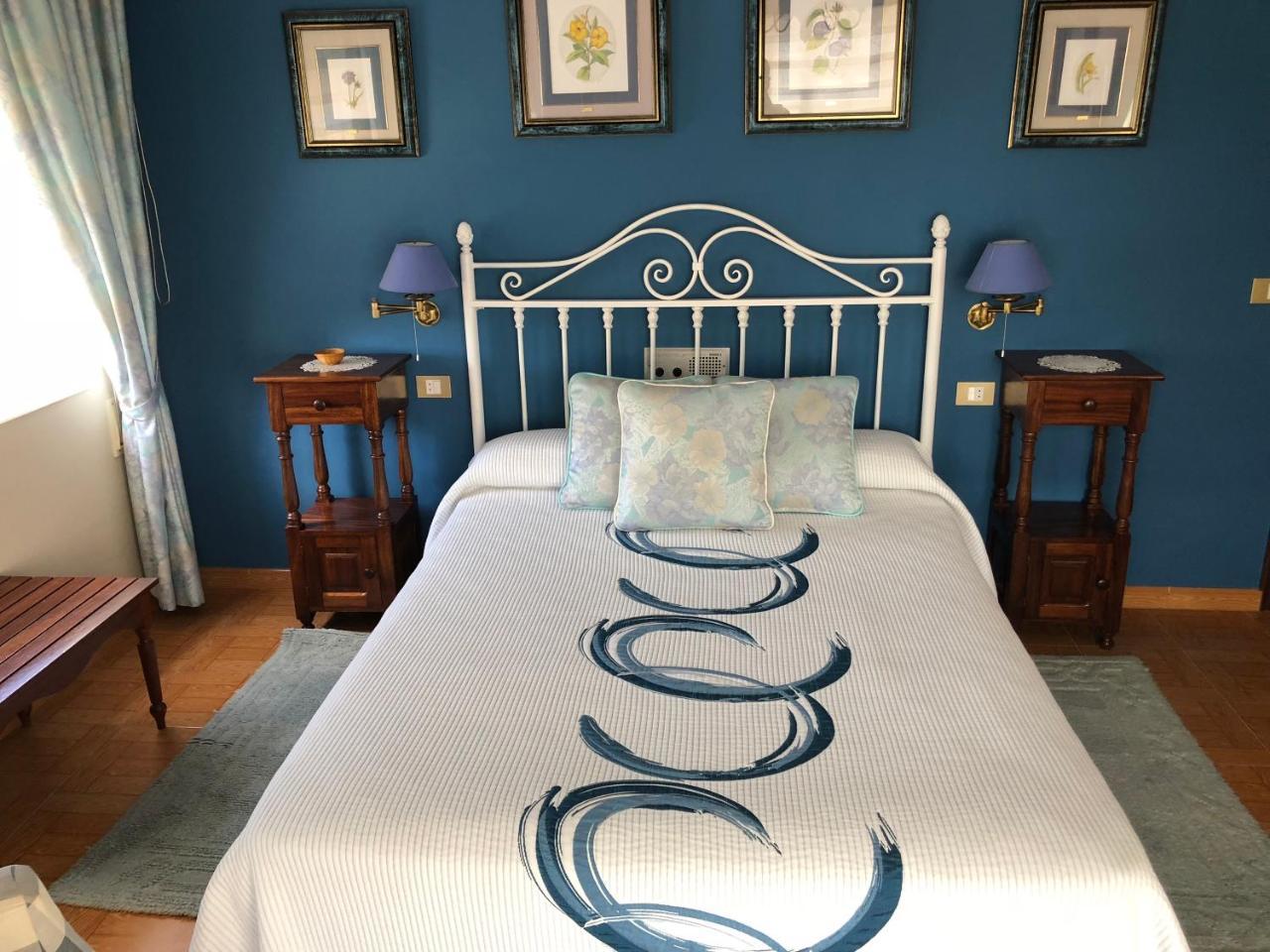 Hostal Juan Rosal Bagian luar foto