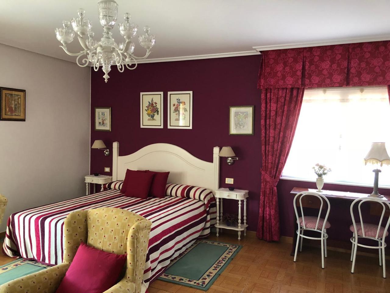 Hostal Juan Rosal Bagian luar foto